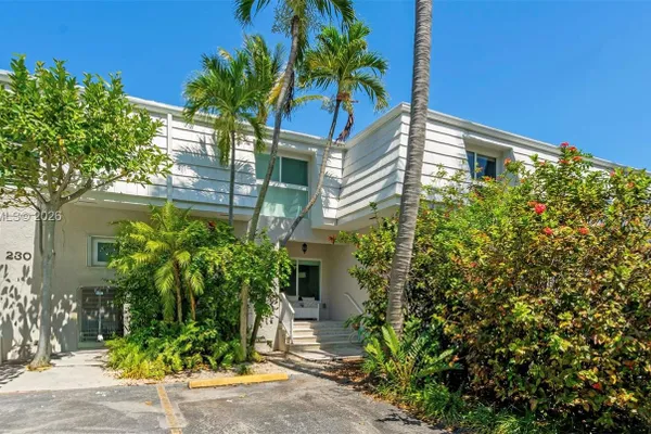 232 SEA VIEW DR 108