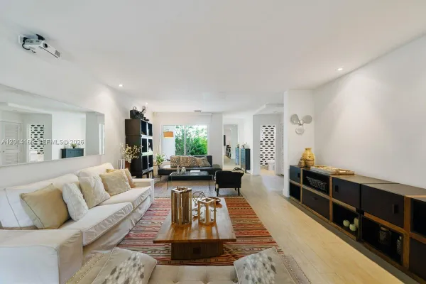 232 SEA VIEW DR 108