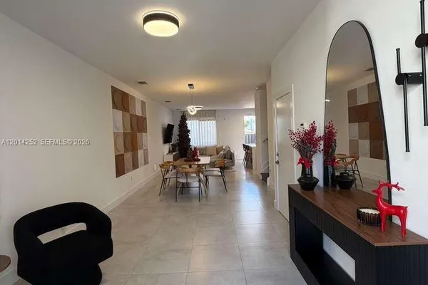 7187 NW 103 PATH 7187