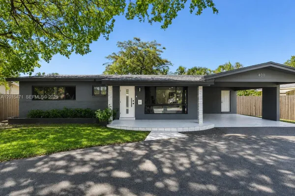 400 NW 30TH CT