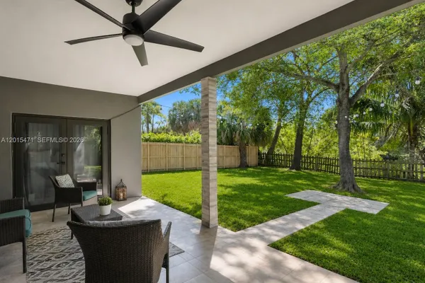 400 NW 30TH CT