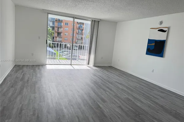 1470 NE 125TH TER 205