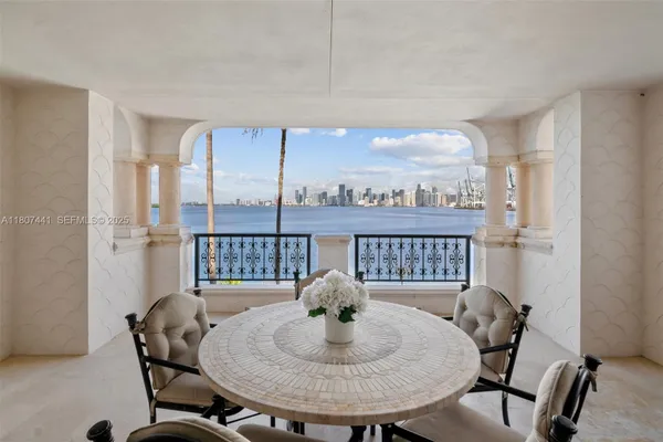 5235 FISHER ISLAND DR 5235
