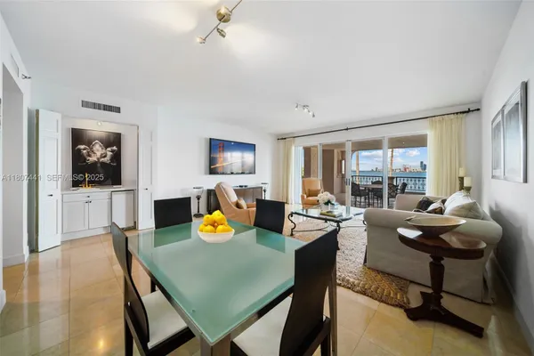 5235 FISHER ISLAND DR 5235
