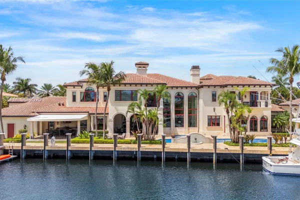 700 OSPREY POINT CIR
