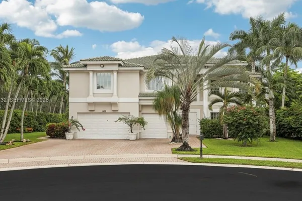 11759 PARADISE COVE LN