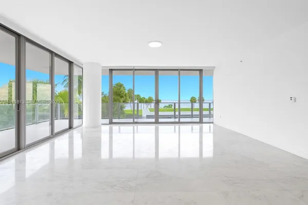 350 OCEAN DR 301N