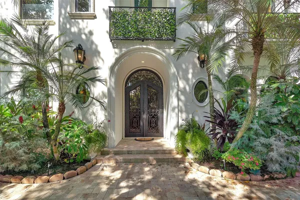 4008 SANCTUARY LN