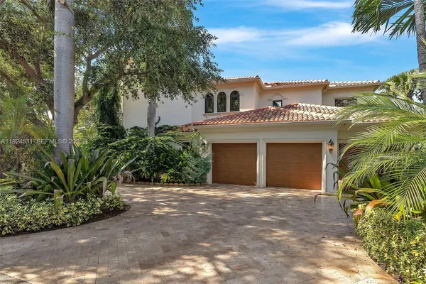 4008 SANCTUARY LN
