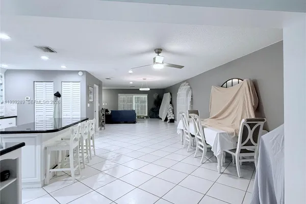 4341 CORAL SPRINGS DR 1G