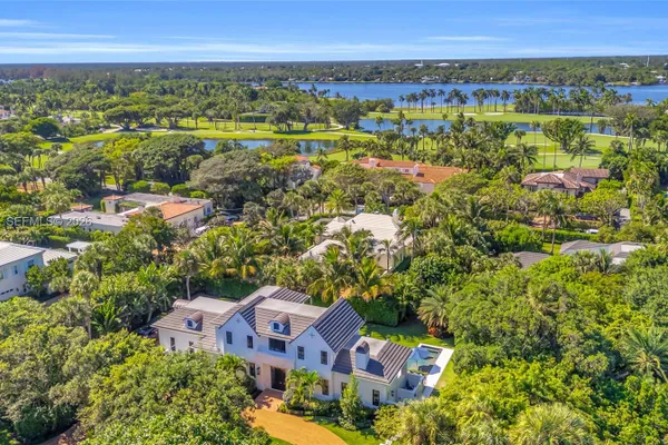 44 S BEACH RD