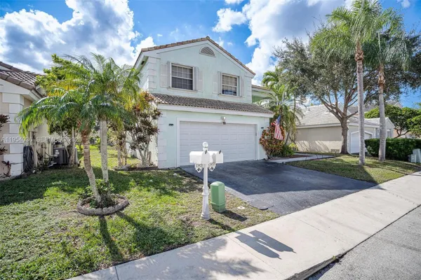 13930 OAK RIDGE DR