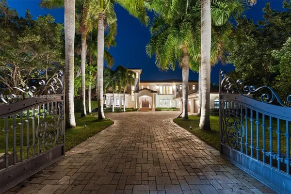 11111 KILLIAN PARK RD
