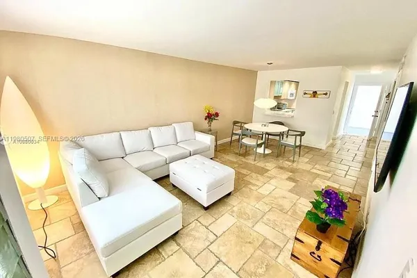 240 GALEN DR 314
