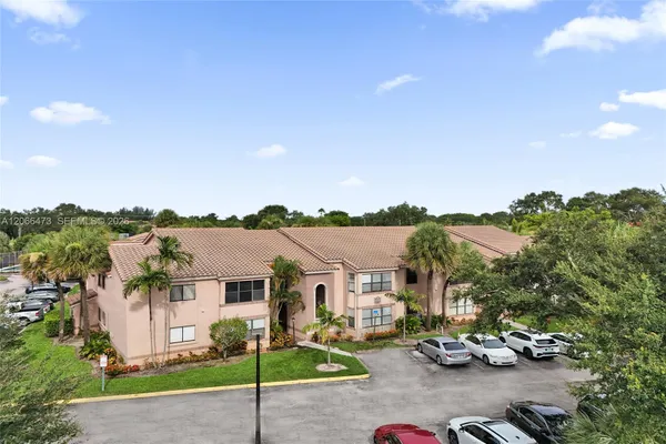 2796 S UNIVERSITY DR 2201