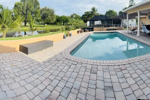 1230 NW 74TH AVE