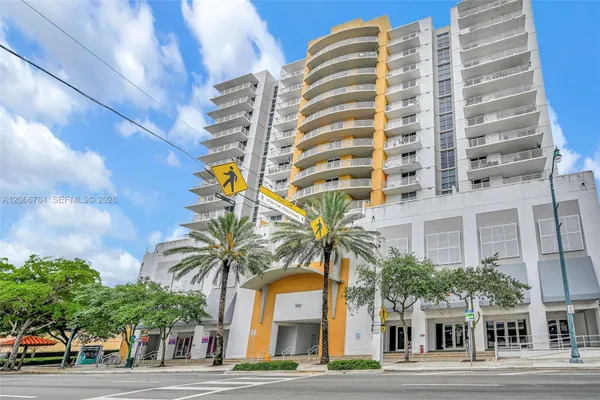 900 SW 8TH ST 908