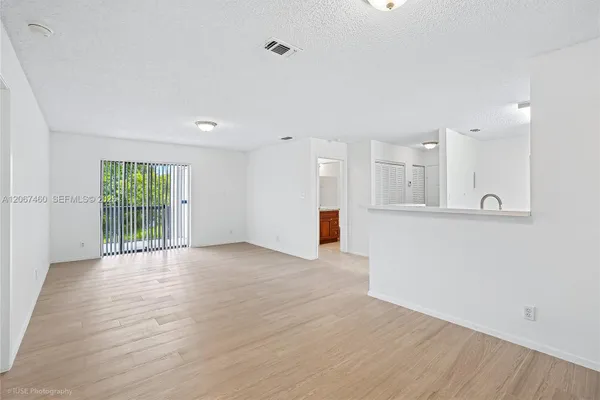 11205 W ATLANTIC BLVD 207