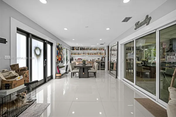 9359 DOMINICAN DR