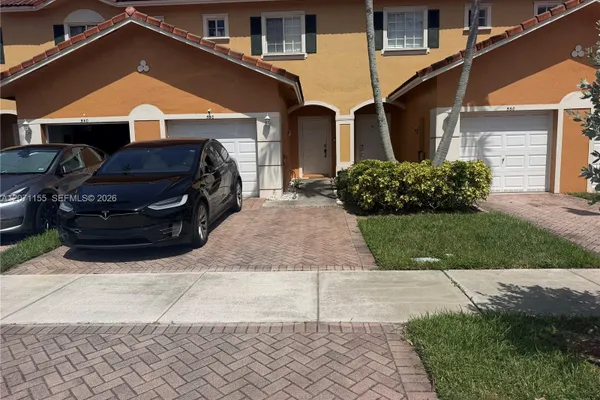 550 SAINT TROPEZ LN