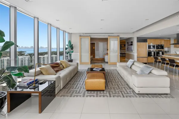 6899 COLLINS AVE 2708