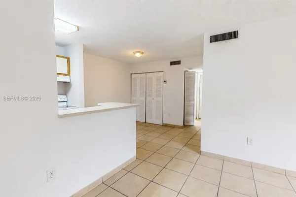 15600 SW 80TH ST L-202