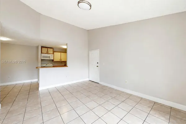 15600 SW 80TH ST L-304