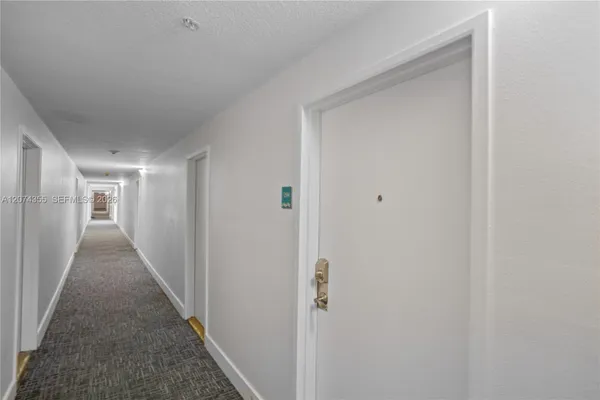 2350 NE 135TH ST 1204