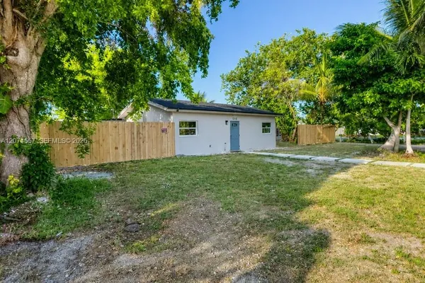 980 NW 13TH ST