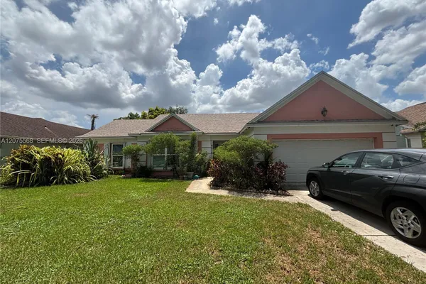 9510 ASHLEY DR