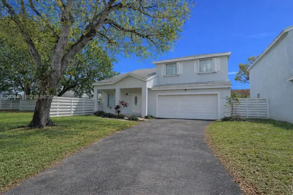 14615 SW 142ND PLACE CIR