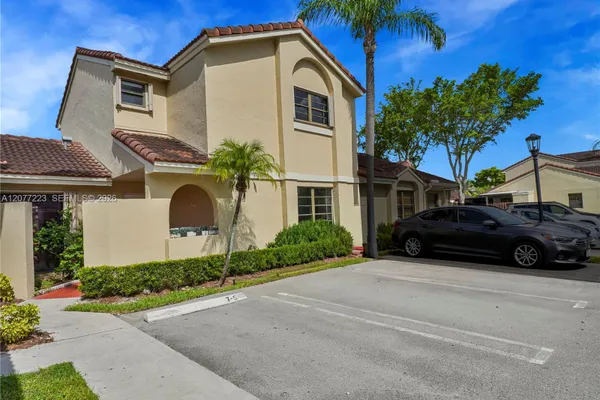 6538 NW 170TH TER