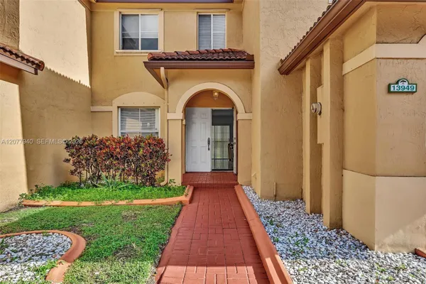 13949 N FOREST OAK CIR
