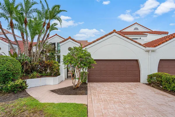 7481 CAMPO FLORIDO
