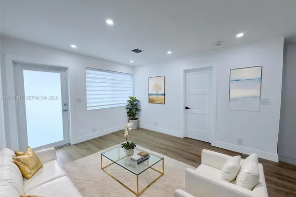 4130 NW 11TH AVE