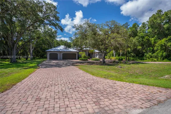4033 OAK HAVEN DR