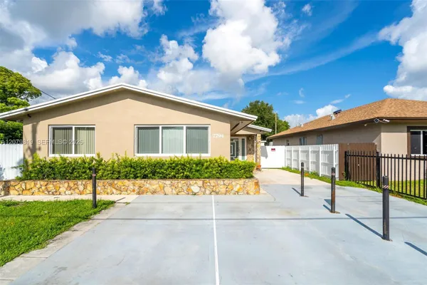 7794 NW 14TH CT