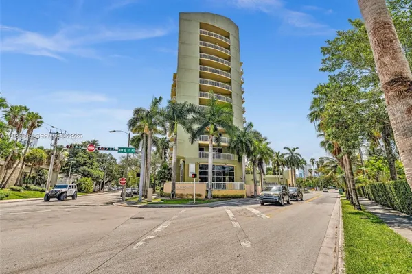 816 NW 11TH ST 902
