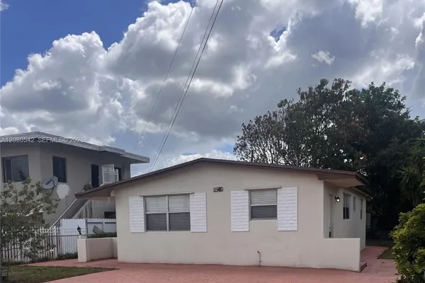 11545 NW 17TH AVE