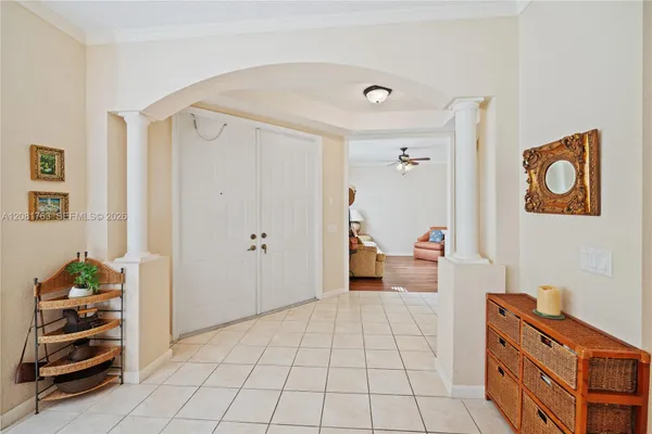 1634 PASSION VINE CIR 31-2