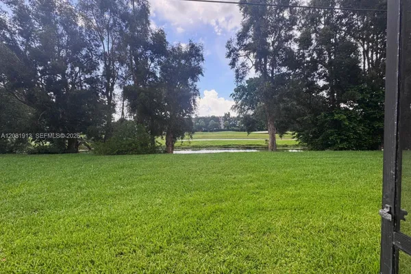 10325 NW 11TH ST 101