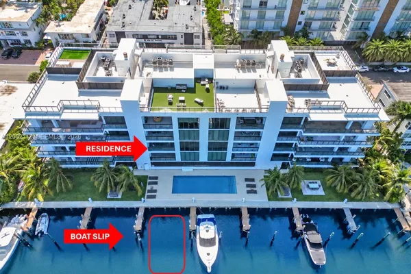 20 ISLE OF VENICE DR 302