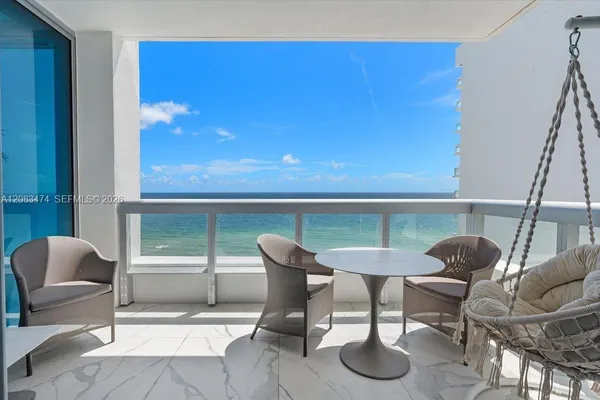 6899 COLLINS AVE 1008