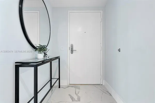 6899 COLLINS AVE 1008