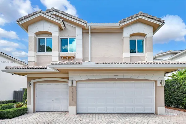 10957 NW 73RD TER