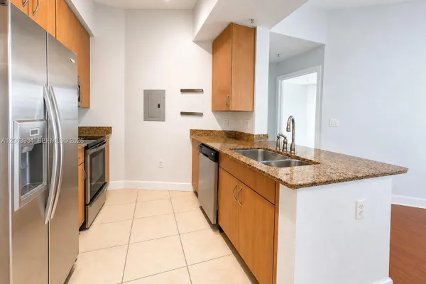 1830 RADIUS DR 1102
