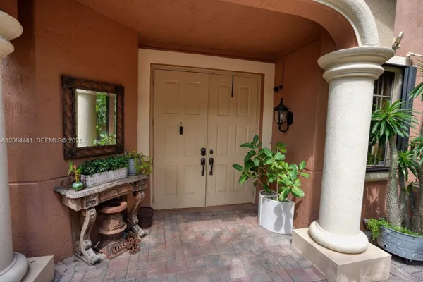 2706 KINSINGTON CIR 23-2