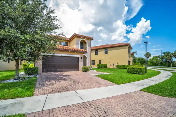 5104 NW 47TH ST