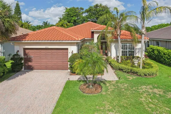 4460 MARINERS COVE DR
