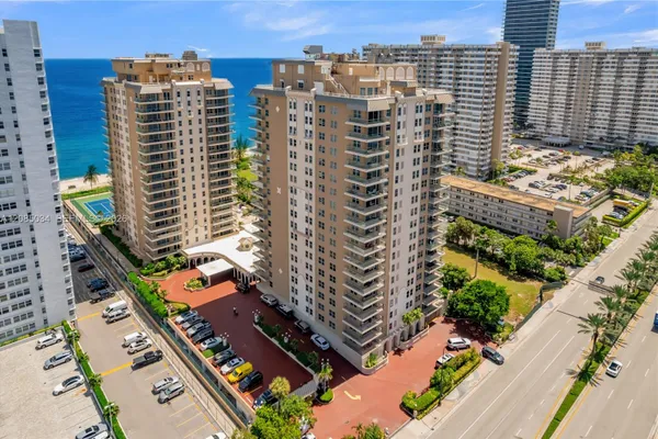 1920 S OCEAN DR 3A